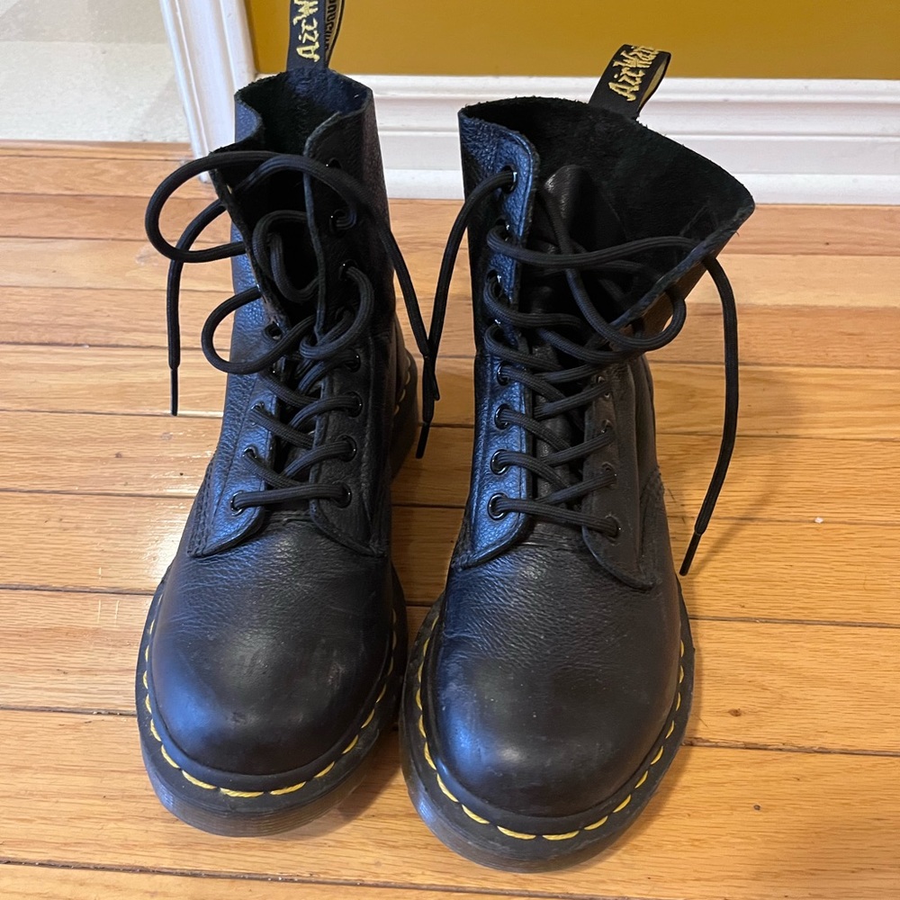 Dr. Martens 1460 pascal boots.